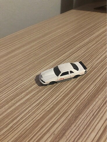 Hot Wheels araba-detaylar açıklamada