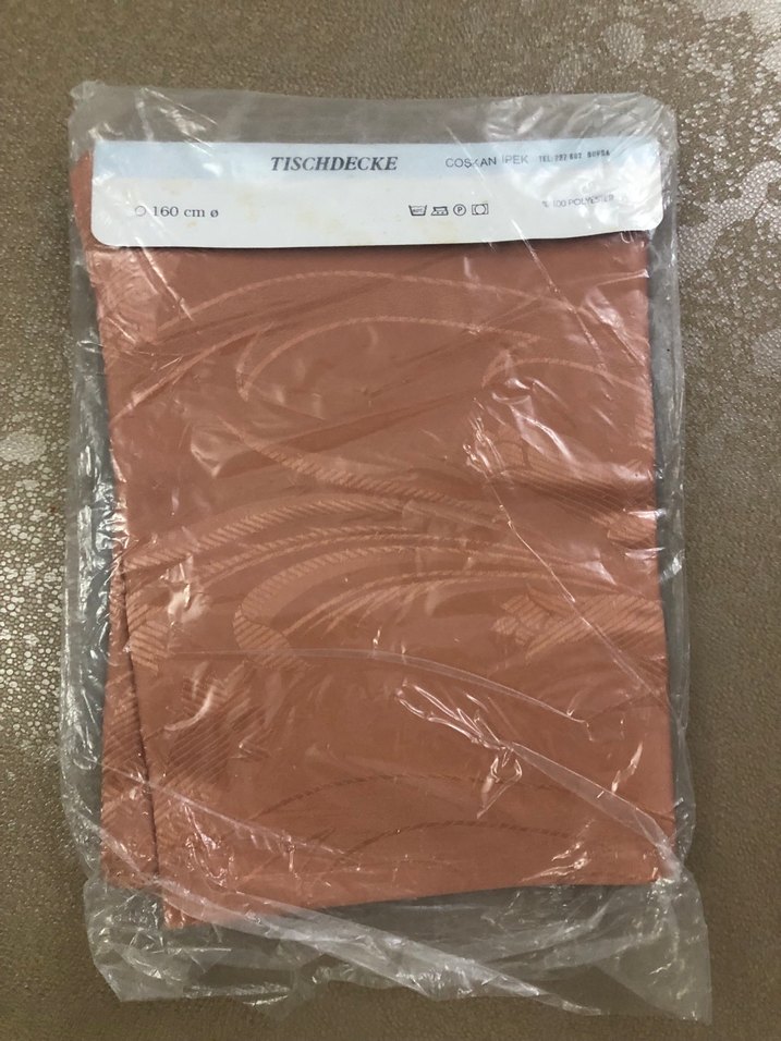 Kullanılmamış Masa Örtüsü - Görsel 2