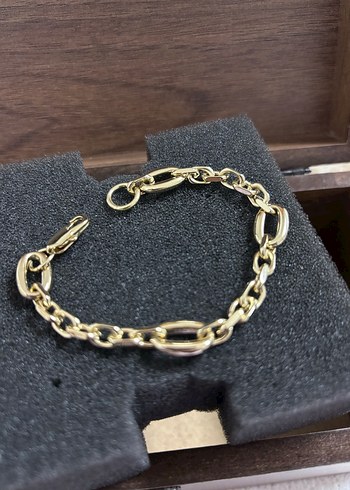 Altın Renk Zincir Detaylı Kadın Bileklik - Görsel 2