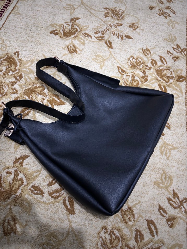 Kadın Siyah Deri Tokalı Günlük Çanta - Görsel 3