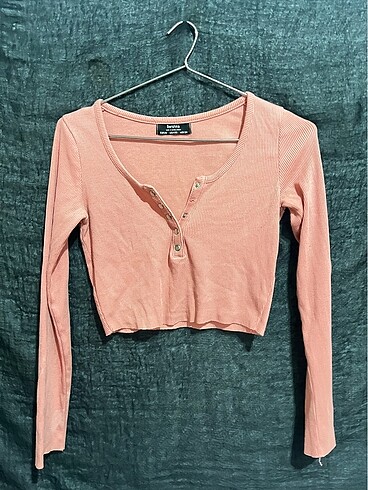 Bershka XS Pudra Ribanalı Uzun Kollu Crop Bluz