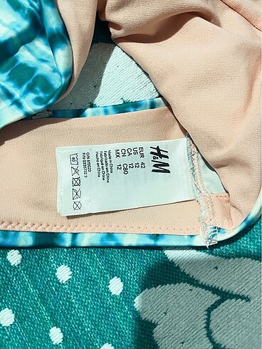 H&M H&M bikini üstü m beden