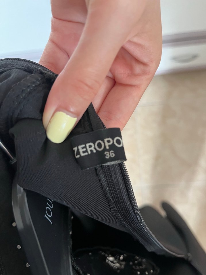 Siyah Nakışlı Kadın Elbise - Görsel 3