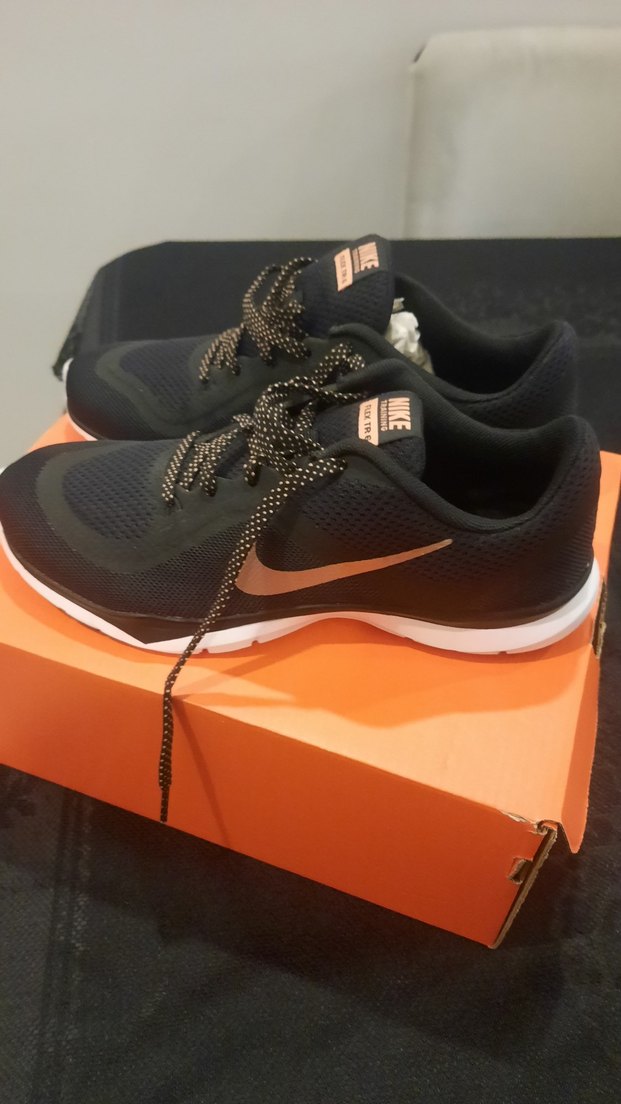 Nike Siyah Bağcıklı Kadın Spor Ayakkabı - Görsel 4