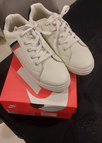 Beyaz  Spor Ayakkabı ı - Görsel 11