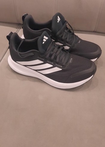 Adidas Siyah Beyaz Spor Ayakkabi