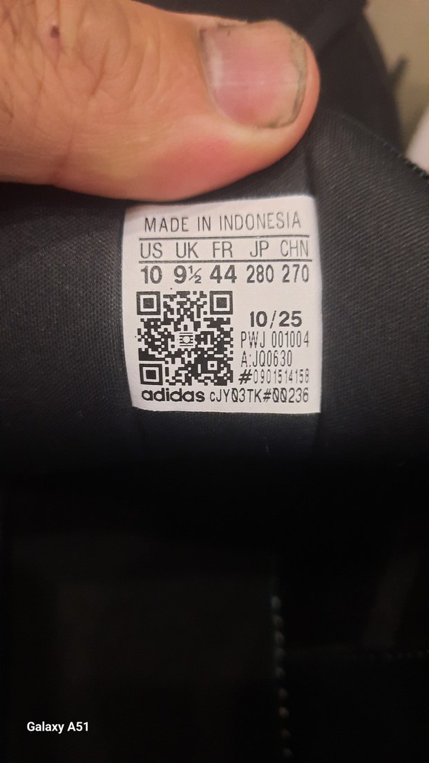 Adidas Siyah-Beyaz Spor Ayakkabı — görsel 10/10