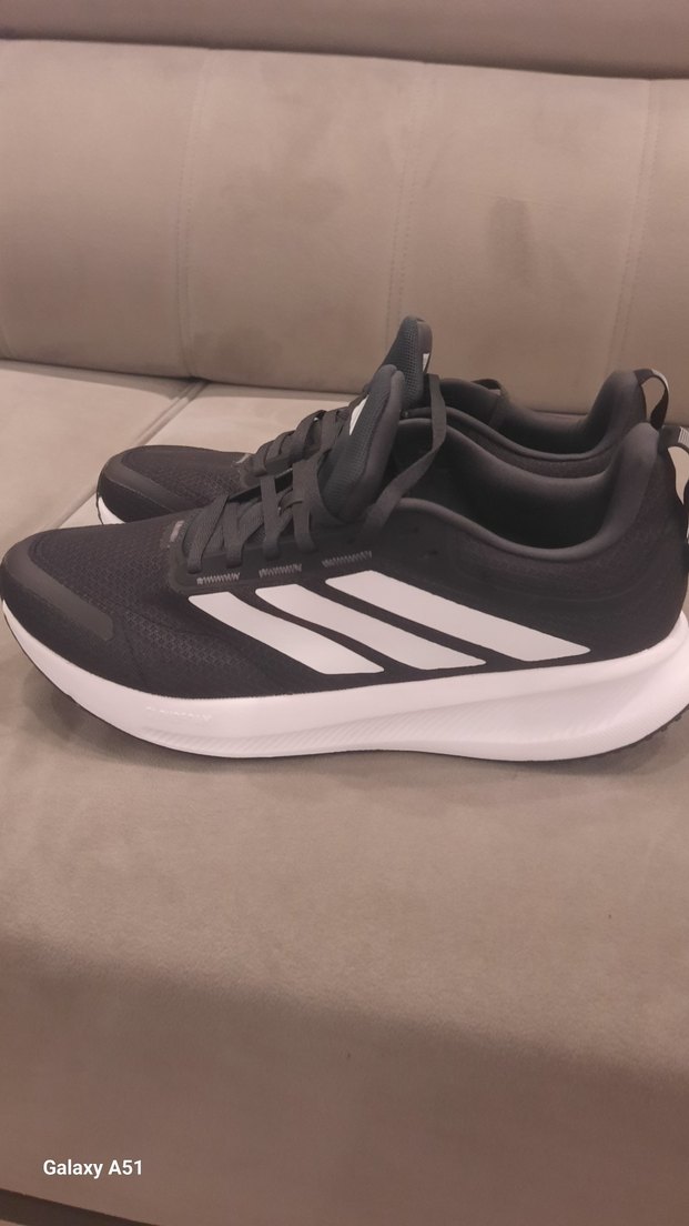 Adidas Siyah-Beyaz Spor Ayakkabı — görsel 3/10