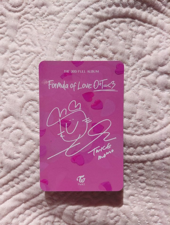 Twice momo orjinal pc photocard - Görsel 2