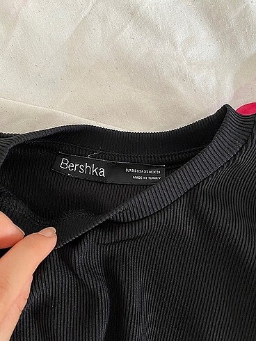 xs Beden siyah Renk Bershka üst