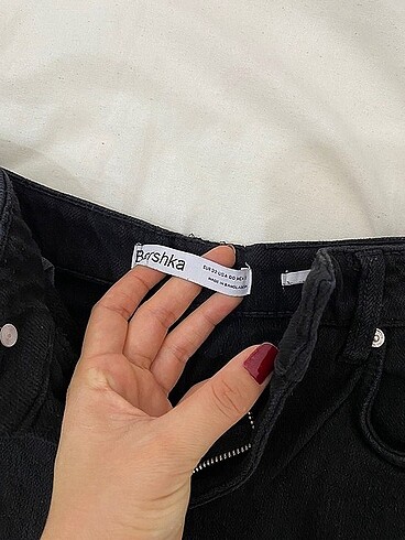 Bershka Kısa şort