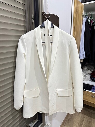 Beyaz blazer ceket