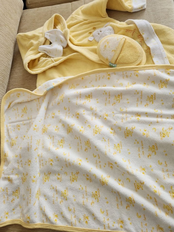 Sarı Erkek Çocuk Nakışlı Bornoz - Görsel 3