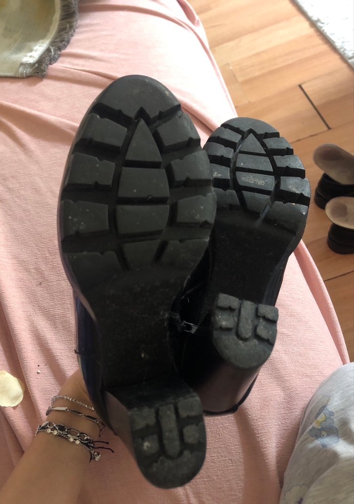 Siyah Deri Goth Blok Topuklu Bot - Görsel 4