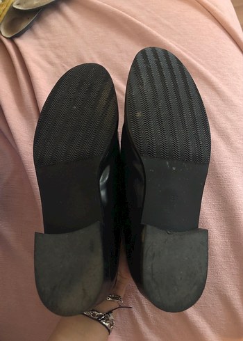 Tokalı Siyah Klasik kadın ayakkabısı - Görsel 4