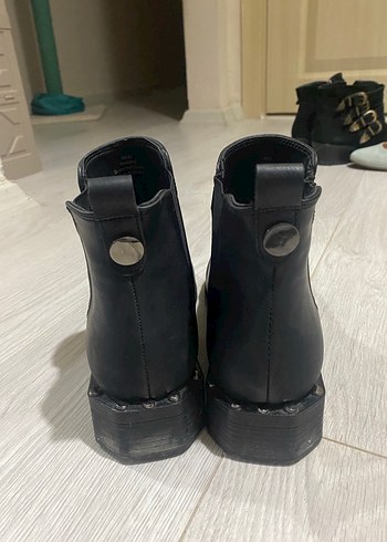 Siyah Kadın Bot, Tokalı, Kalın Topuklu - Görsel 4