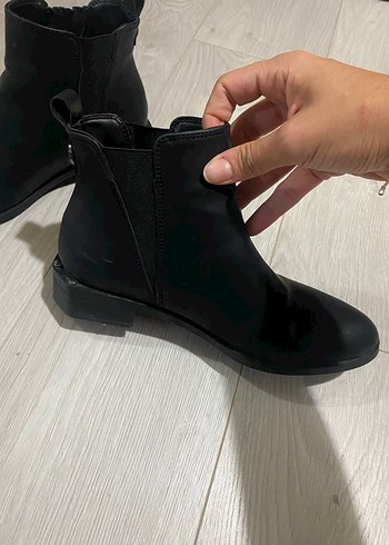 Siyah Kadın Bot, Tokalı, Kalın Topuklu - Görsel 3