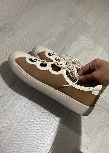 38 Beden Bej Bağcıklı İnce Topuklu Kadın Spor Ayakkabı