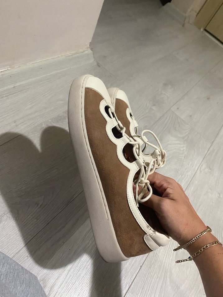 Bej Bağcıklı İnce Topuklu Kadın Spor Ayakkabı - Görsel 4