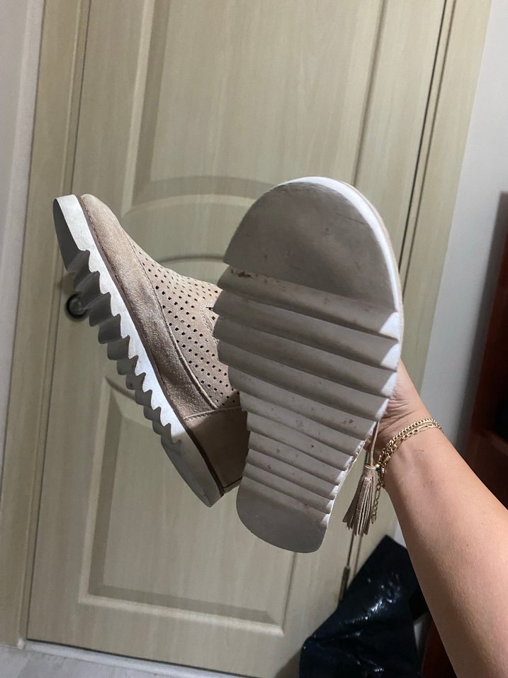 Bej Süet Dolgu Topuklu Fermuarlı Kadın Bot - Görsel 5