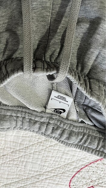 l Beden nike club fleece