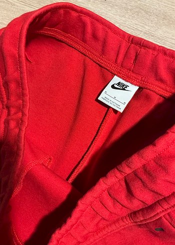Kırmızı eski sezon nike tech fleece - Görsel 4
