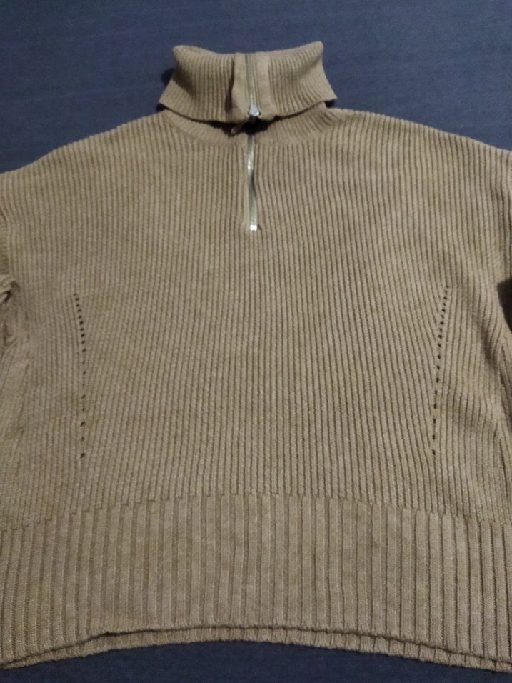 Bej Yarım Fermuarlı Yüksek Yaka Triko Kazak - Görsel 2