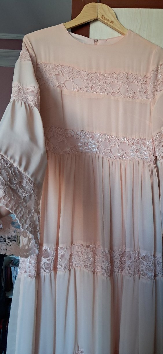 Dantel Detaylı Pembe Uzun Elbise - Görsel 2