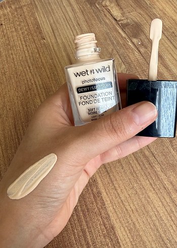 Wet n Wild Soft Ivory Fondöten 28 ml - Görsel 3