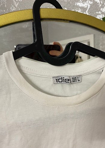 Gri ve Beyaz Kadın Kısa Kollu Crop - Görsel 5