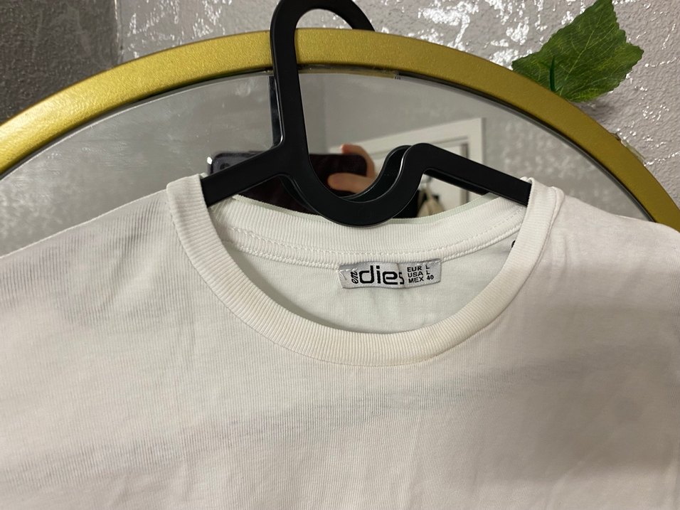 Gri ve Beyaz Kadın Kısa Kollu Crop - Görsel 5