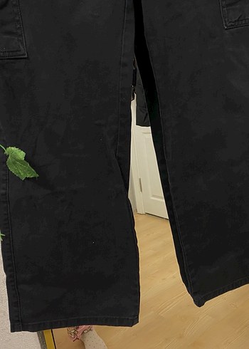 Siyah Kemerli Gevşek Kesim Kadın Kot Pantolon - Görsel 2