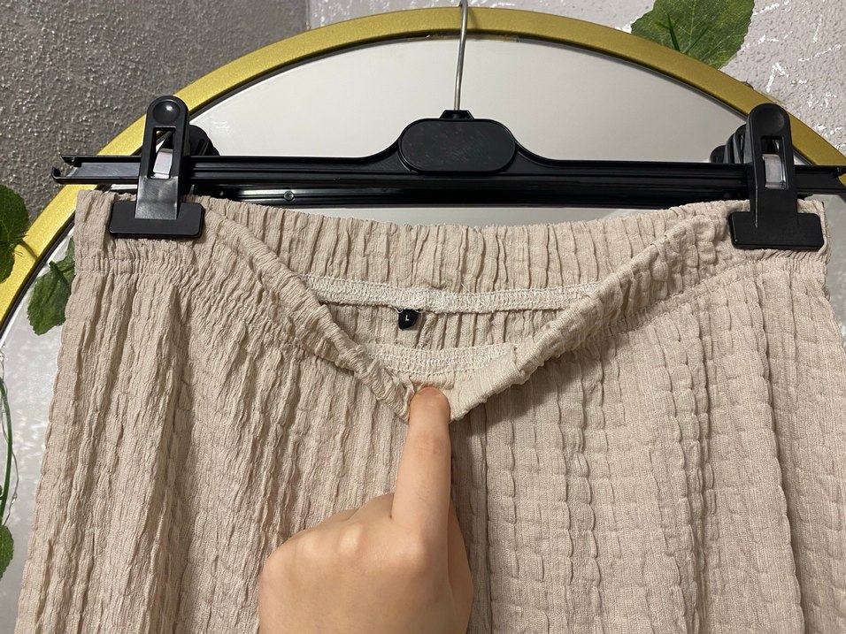 Bej Bol Kesim Pliseli  Kadın Pantolon - Görsel 3