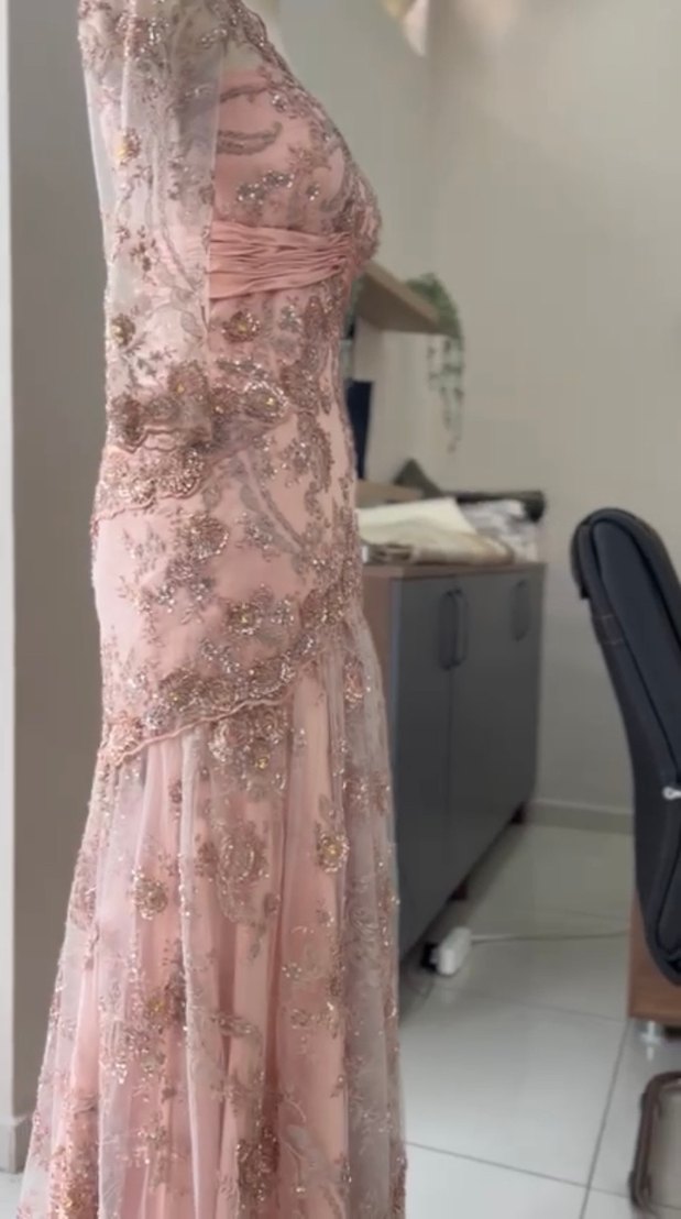 Klasik Dantel İşlemeli Uzun Abiye Elbise - Görsel 2