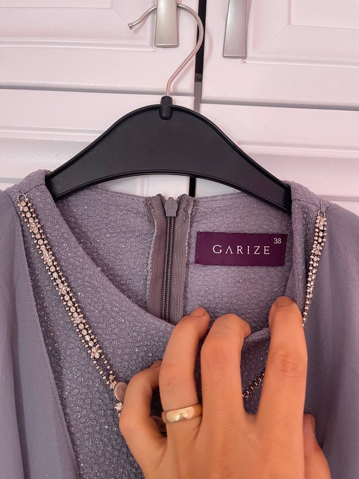 Gri Uzun Kollu Drapeli Abiye Elbise - Görsel 4