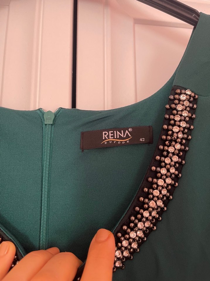 Zincir Detaylı Yeşil Midi Abiye Elbise - Görsel 3