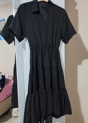 Puantiye Desenli Siyah Midi Elbise