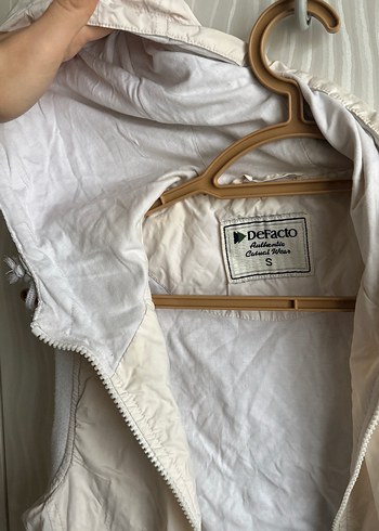 Beyaz Keten Kolsuz Fitted Yelek - Görsel 4