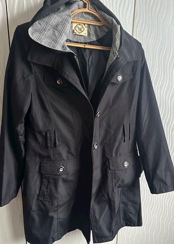 Siyah Kuşaklı Midi Yağmurluk sapkalı - Görsel 3