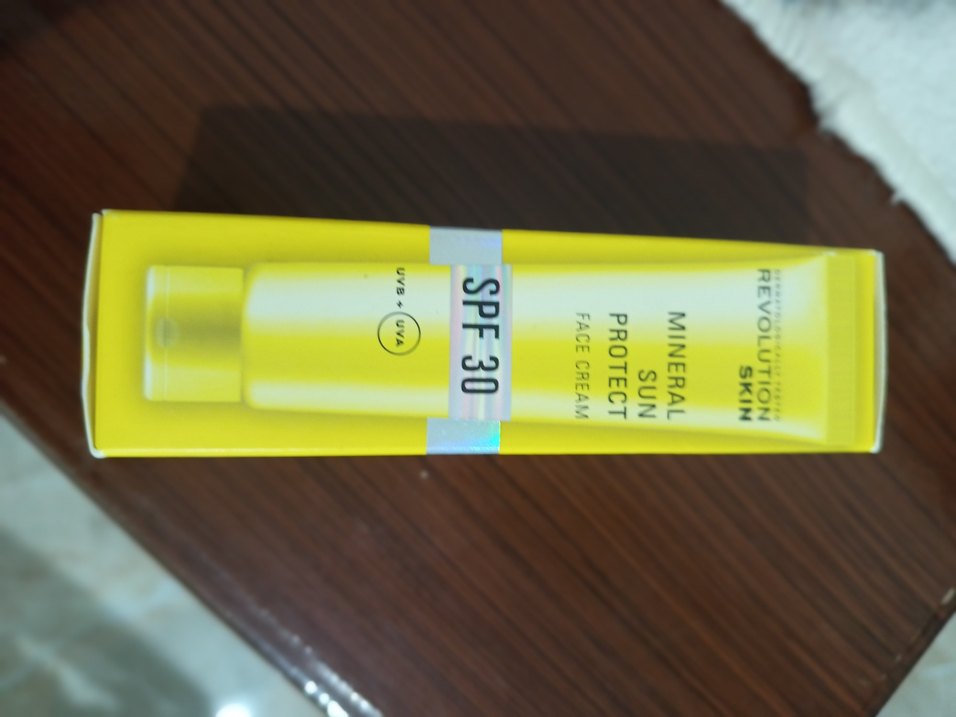 Revolution Skin Mineral Güneş Koruyucu Yüz Kremi SPF30 - Görsel 3