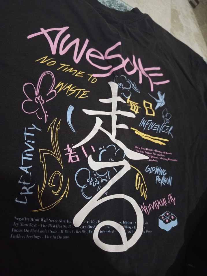 Kız Çocuk Siyah Baskılı Tişört - Görsel 2