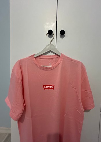 l Beden Levi's Pembe Pamuklu kadın Tişört