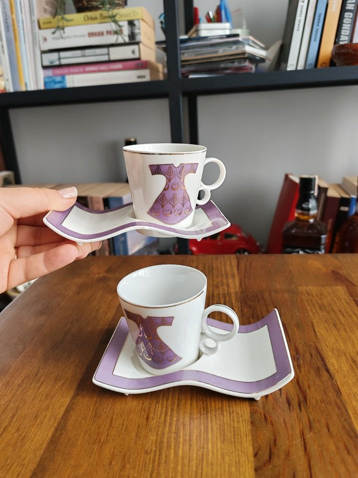 Mor Desenli Kahve Fincanı ve Tabağı - Görsel 2