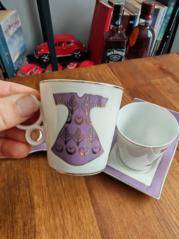 Mor Desenli Kahve Fincanı ve Tabağı - Görsel 3