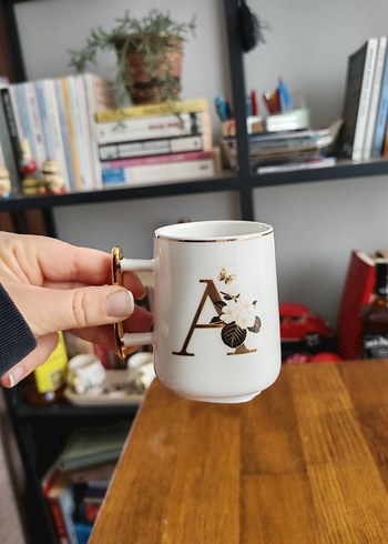 A harfli fincan - Görsel 3