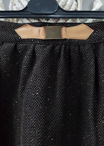 Kemer Detaylı Kahverengi Mini Yün Etek - Görsel 5