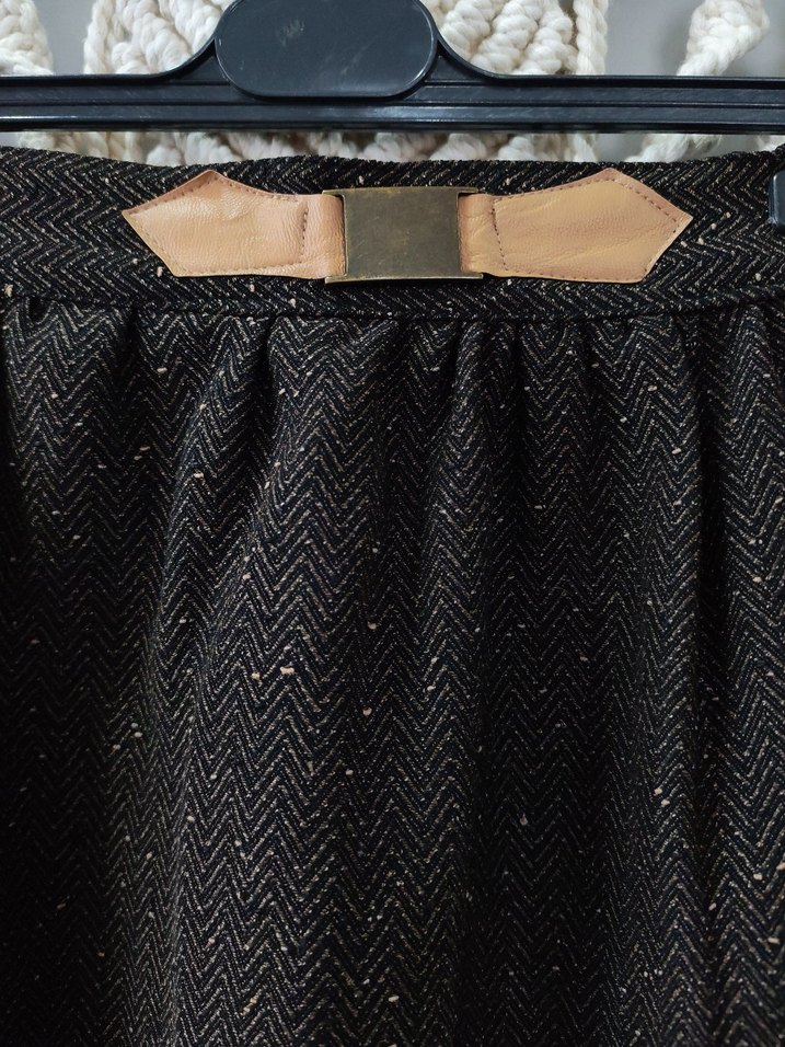 Kemer Detaylı Kahverengi Mini Yün Etek - Görsel 5