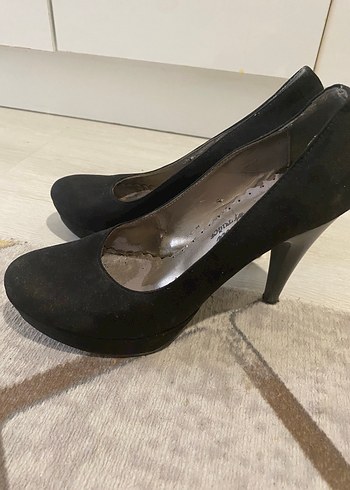 Klasik Siyah Süet Stiletto Topuklu Ayakkabı - Görsel 4