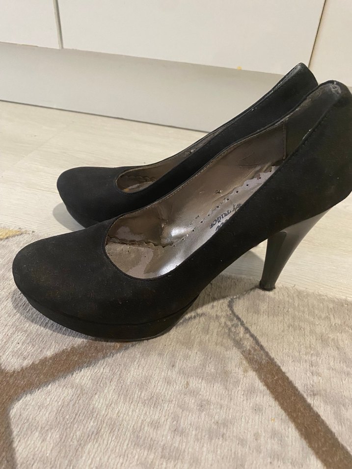 Klasik Siyah Süet Stiletto Topuklu Ayakkabı - Görsel 4