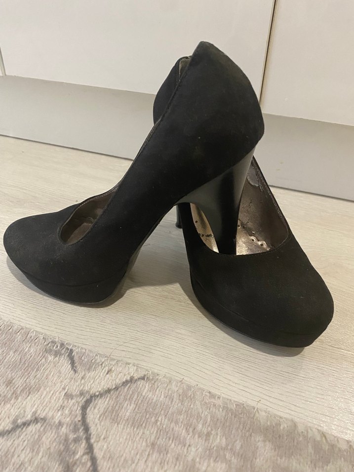 Klasik Siyah Süet Stiletto Topuklu Ayakkabı - Görsel 2